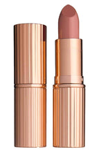 
                        
                          Muat gambar ke penampil Galeri, K.I.S.S.I.N.G Lipstick CHARLOTTE TILBURY
                        
                      