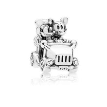
                        
                          Cargar imagen en el visor de la galería, PANDORA Mickey and Minnie Vintage Car 797174 - JOY2ESpree
                        
                      