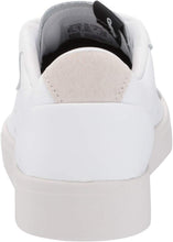 
                        
                          画像をギャラリービューアに読み込む, adidas Originals Women's Sleek Sneaker
                        
                      