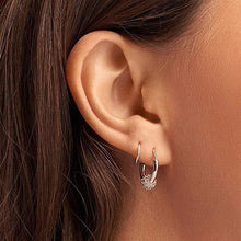 
                        
                          將圖片載入圖庫檢視器 Pandora Jewelry Pave Bead Hoop Cubic Zirconia Earrings in Pandora Rose - JOY2ESpree
                        
                      