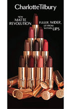 
                        
                          將圖片載入圖庫檢視器 Charlotte Tilbury Matte Revolution Luminous Modern-Matte Lipstick - Very Victoria
                        
                      