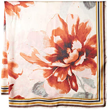 
                        
                          गैलरी व्यूवर में इमेज लोड करें, Vince Camuto womens Dreamtime Flowers Square
                        
                      