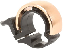 
                        
                          將圖片載入圖庫檢視器 Knog Oi Bike Bell - Original &amp; Luxe Styles, Built in Cable-Clip, Adult/Youth Bicycle Bell (Black, Copper, Brass, Aluminum)
                        
                      