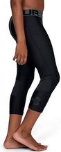 
                        
                          Load image into Gallery viewer, Under Armour Boys' HeatGear 3/4 Leggings
                        
                      