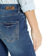 
                        
                          Load image into Gallery viewer, Jag Jeans Women's Plus Size Hanna Straight Jean
                        
                      