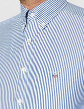 
                        
                          將圖片載入圖庫檢視器 GANT Men's Classic Broadcloth Banker Stripe Shirt - JOY2ESpree
                        
                      