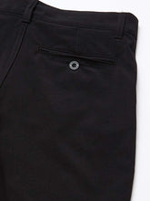 
                        
                          Load image into Gallery viewer, Under Armour Boys' Ua Standard Short
                        
                      