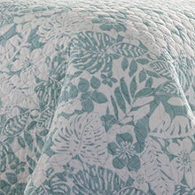 
                        
                          將圖片載入圖庫檢視器 Tommy Bahama | Laguna Beach Collection | Quilt Set-100% Cotton, Lightweight &amp; Breathable, Pre-Washed for Added Comfort, Full/Queen, Aqua
                        
                      