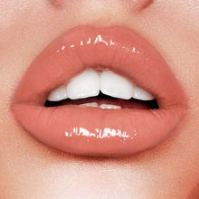 
                        
                          Cargar imagen en el visor de la galería, Charlotte Tilbury Latex Love Lip Gloss - Belle Du Soir
                        
                      