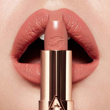 
                        
                          Load image into Gallery viewer, Charlotte Tilbury Hot Lips 2 - JK Magic
                        
                      