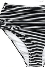
                        
                          Cargar imagen en el visor de la galería, CUPSHE Women’s Bikini Swimsuit Floral Print Halter Lace Up Two Piece Bathing Suit
                        
                      