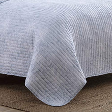 
                        
                          將圖片載入圖庫檢視器 Tommy Bahama | Makena Collection | Quilt Set - 100% Cotton, Ultra-Soft &amp; Breathable, Reversible Bedding with Matching Shams, Full/Queen, Blue
                        
                      