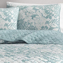 
                        
                          將圖片載入圖庫檢視器 Tommy Bahama | Laguna Beach Collection | Quilt Set-100% Cotton, Lightweight &amp; Breathable, Pre-Washed for Added Comfort, Full/Queen, Aqua
                        
                      