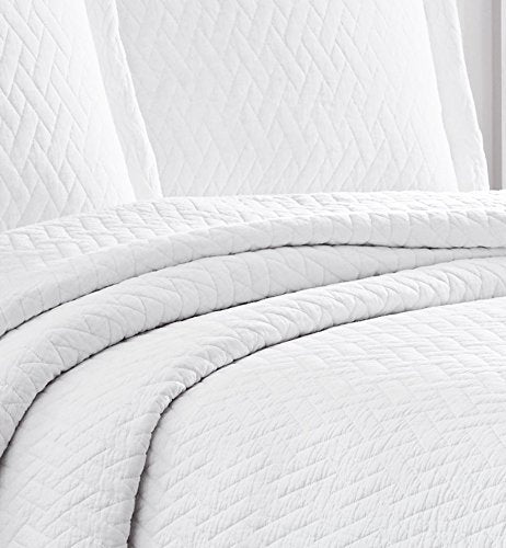 Tommy Bahama White Chevron Quilt Set, King, White