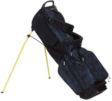 
                        
                          Load image into Gallery viewer, TaylorMade FlexTech Bag - JOY2ESpree
                        
                      