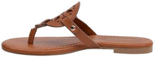 
                        
                          將圖片載入圖庫檢視器 CUSHIONAIRE Women's Cameron Flat Sandal with +Comfort
                        
                      