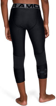 
                        
                          Load image into Gallery viewer, Under Armour Boys' HeatGear 3/4 Leggings
                        
                      