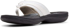 
                        
                          गैलरी व्यूवर में इमेज लोड करें, Clarks Women's Breeze Sea
                        
                      