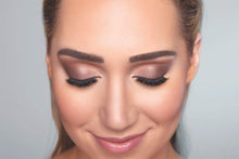
                        
                          將圖片載入圖庫檢視器 GlideShadow Long Lasting Eyeshadow Stick
                        
                      