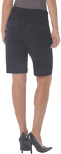 
                        
                          將圖片載入圖庫檢視器 Jag Jeans Women's Ainsley Pull on Classic Fit Denim Bermuda Short
                        
                      