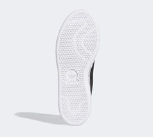 
                        
                          將圖片載入圖庫檢視器 adidas Originals Stan Smith Women's Casual Fashion Shoes Fv7305 - JOY2ESpree
                        
                      