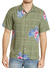 
                        
                          गैलरी व्यूवर में इमेज लोड करें, Tommy Bahama Island Zone Blooms Adrift Silk Blend Camp Shirt
                        
                      