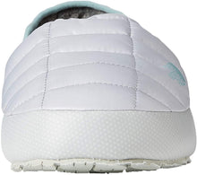 
                        
                          Load image into Gallery viewer, The North Face Women's Thermoball Insulated Traction Mule V Slip-On Traction Boot
                        
                      