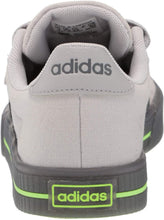 
                        
                          画像をギャラリービューアに読み込む, adidas Kids' Daily 3.0 Skate Shoe
                        
                      