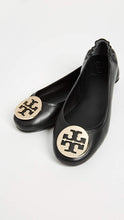
                        
                          將圖片載入圖庫檢視器 Tory Burch Women's Minnie Travel Ballet Flats
                        
                      