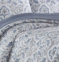 
                        
                          Load image into Gallery viewer, Tommy Bahama Cape Verde Quilt Set, Full/Queen, Smoke
                        
                      