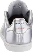 
                        
                          Muat gambar ke penampil Galeri, adidas Originals Unisex-Child Stan Smith Sneaker
                        
                      