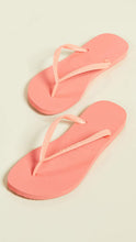 
                        
                          Load image into Gallery viewer, Havaianas Women's Slim Flip Flop Sandal
                        
                      