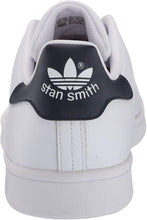 
                        
                          画像をギャラリービューアに読み込む, adidas Originals Men's Stan Smith Sneaker
                        
                      