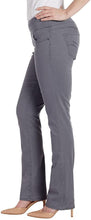 
                        
                          Load image into Gallery viewer, Jag Jeans Women's Petite Peri Pull on Straight Leg Pant
                        
                      