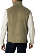 
                        
                          Cargar imagen en el visor de la galería, Columbia mens Steens Mountain Vest
                        
                      