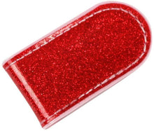 
                        
                          Cargar imagen en el visor de la galería, GOLTERS Golf Ball Marker with Golf Hat Clip - JOY2ESpree
                        
                      