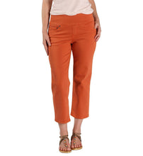
                        
                          画像をギャラリービューアに読み込む, Jag Jeans Women's Echo Crop Pant
                        
                      