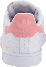 
                        
                          Cargar imagen en el visor de la galería, adidas Originals Women's Stan Smith Sneaker
                        
                      