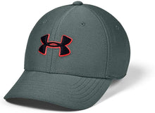 
                        
                          Cargar imagen en el visor de la galería, Under Armour Boys' Blitzing 3.0 Cap
                        
                      