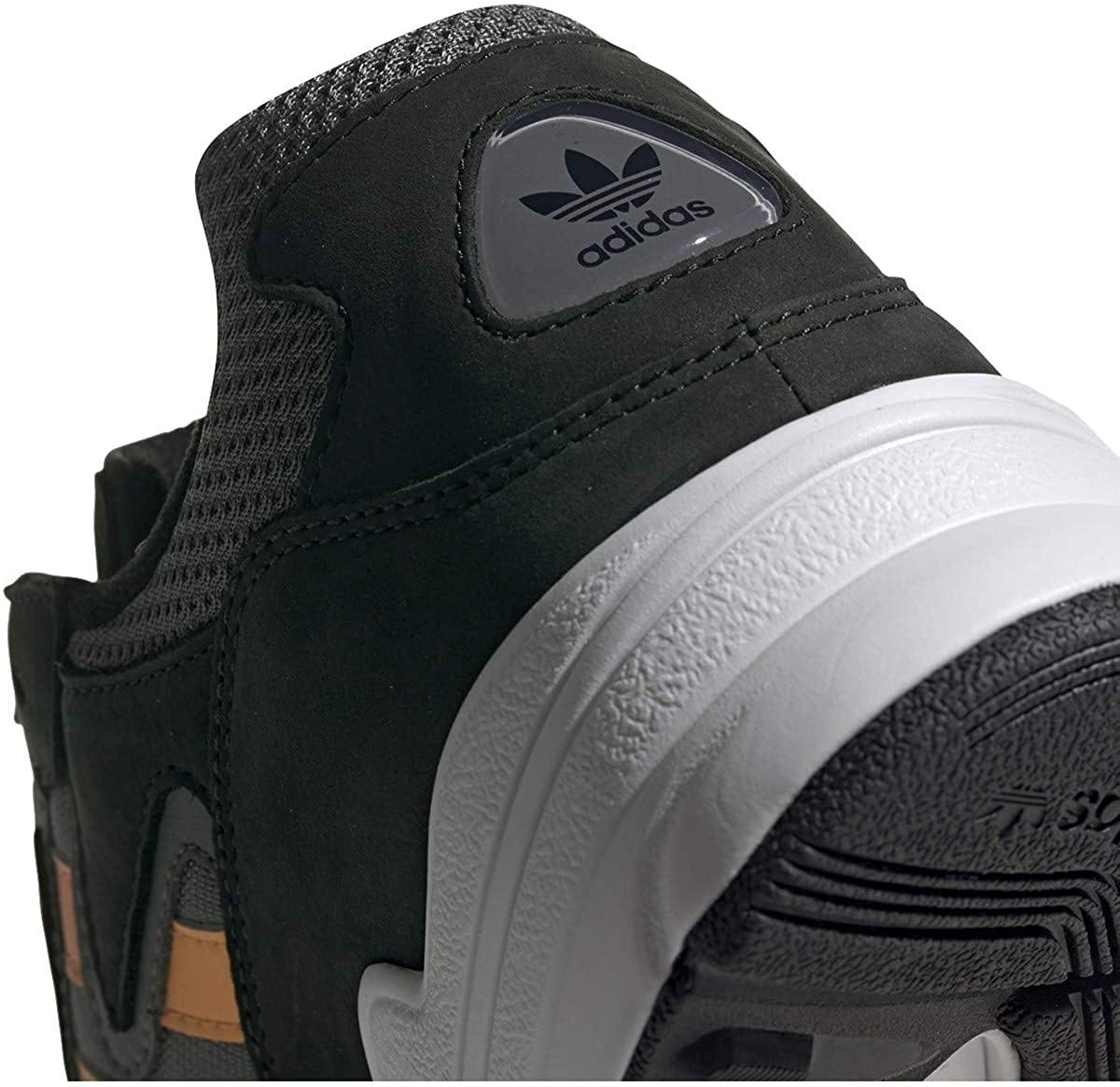 adidas Men's Strutter Cross Trainer - JOY2ESpree