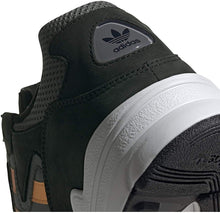 
                        
                          Muat gambar ke penampil Galeri, adidas Men's Strutter Cross Trainer - JOY2ESpree
                        
                      