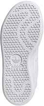 
                        
                          गैलरी व्यूवर में इमेज लोड करें, adidas Originals Juniors Stan Smith Lentic Sneaker
                        
                      