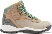 
                        
                          Load image into Gallery viewer, Columbia Women's Newton Ridge Lightweight Waterproof Shoe
                        
                      