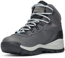 
                        
                          Load image into Gallery viewer, Columbia Women's Newton Ridge Plus Hiking Boot
                        
                      