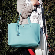 
                        
                          Cargar imagen en el visor de la galería, Oct17 Women Large Tote Bag - Tassels Faux Leather Shoulder Handbags, Fashion Ladies Purses Satchel Messenger Bags
                        
                      