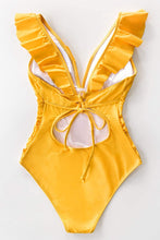 
                        
                          Muat gambar ke penampil Galeri, CUPSHE Women's V Neck One Piece Swimsuit Ruffled Lace Up Monokini
                        
                      