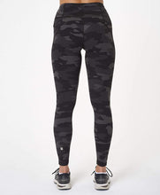 
                        
                          Cargar imagen en el visor de la galería, Sweaty Betty Power Workout Leggings
                        
                      