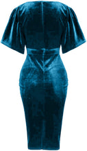 
                        
                          Cargar imagen en el visor de la galería, GownTown 1950s Style Butterfly Sleeve Velvet Pencil Dress
                        
                      