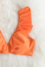 
                        
                          Muat gambar ke penampil Galeri, CUPSHE Women's Orange Floral Bottom Ruffle Hook Closure Bikini Set
                        
                      