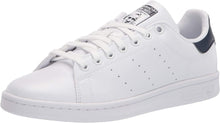 
                        
                          Cargar imagen en el visor de la galería, adidas Originals Men's Stan Smith (End Plastic Waste) Sneaker - JOY2ESpree
                        
                      